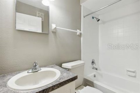 Condominio en alquiler en Orlando, Florida, 2 dormitorios, 84.08 m2 № 1800487 - foto 15
