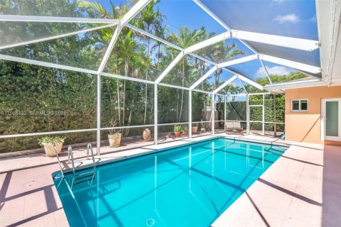 Купить виллу или дом в Майами-Спрингс, Флорида 4 спальни, 293.57м2, № 2049699 - фото 4
