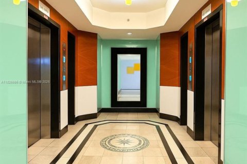 Купить кондоминиум в Майами-Бич, Флорида 2 спальни, 133.78м2, № 1935392 - фото 30