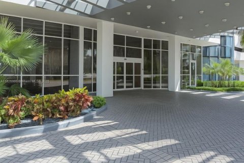 Купить кондоминиум в Майами-Бич, Флорида 2 спальни, 133.78м2, № 1935392 - фото 29