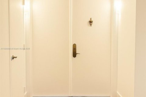 Купить кондоминиум в Майами-Бич, Флорида 2 спальни, 133.78м2, № 1935392 - фото 2