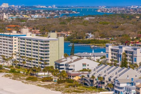 Terreno en venta en Indian Shores, Florida № 1446109 - foto 29