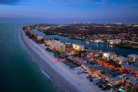 Terreno en venta en Indian Shores, Florida № 1446109 - foto 9