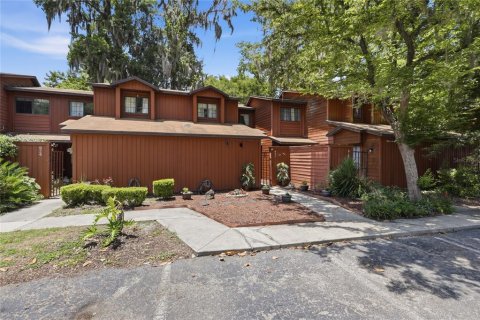 House in Gainesville, Florida 2 bedrooms, 102.75 sq.m. № 2132359