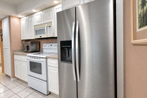 Copropriété à vendre à Clearwater, Floride: 2 chambres, 110.18 m2 № 2371659 - photo 20