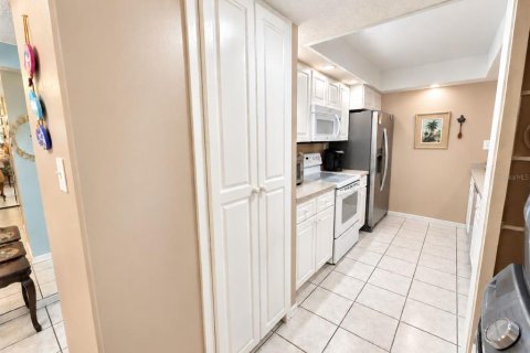 Copropriété à vendre à Clearwater, Floride: 2 chambres, 110.18 m2 № 2371659 - photo 16