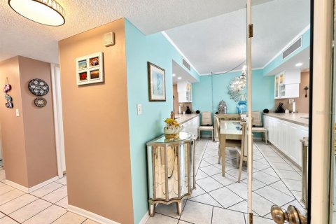 Copropriété à vendre à Clearwater, Floride: 2 chambres, 110.18 m2 № 2371659 - photo 15