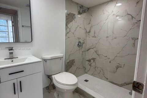 Condo in Miami, Florida, 2 bedrooms  № 2065193 - photo 9