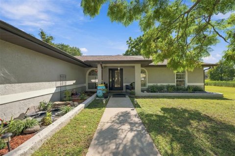 Villa ou maison à vendre à Ocala, Floride: 3 chambres, 167.13 m2 № 2388907 - photo 5