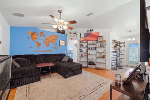 Villa ou maison à vendre à Ocala, Floride: 3 chambres, 167.13 m2 № 2388907 - photo 9
