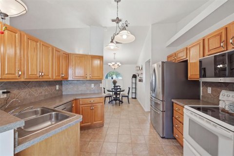 Villa ou maison à vendre à Ocala, Floride: 3 chambres, 167.13 m2 № 2388907 - photo 14