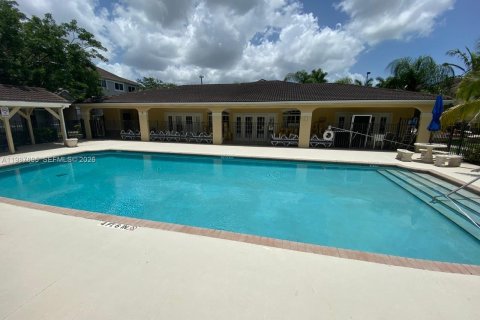 Condo in Homestead, Florida, 2 bedrooms  № 2255242 - photo 2
