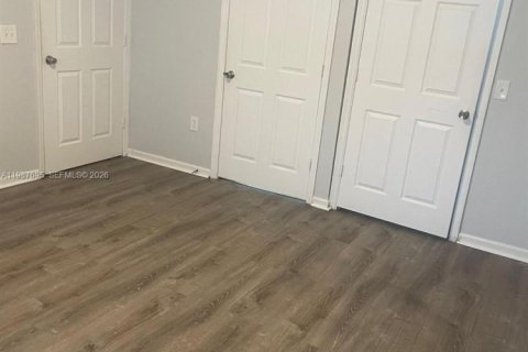 Condo in Homestead, Florida, 2 bedrooms  № 2255242 - photo 8