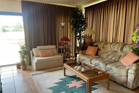 Casa en venta en Winter Haven, Florida, 2 dormitorios, 156.26 m2 № 1589954 - foto 9