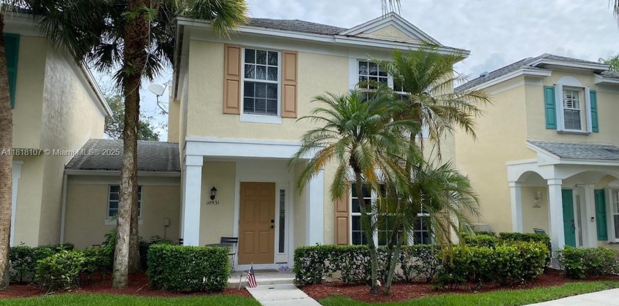 Touwnhouse à Tamarac, Floride 3 chambres, 151.15 m2 № 1775144