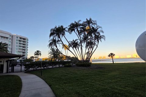 Copropriété à louer à Belleair, Floride: 2 chambres, 123.1 m2 № 2429271 - photo 9