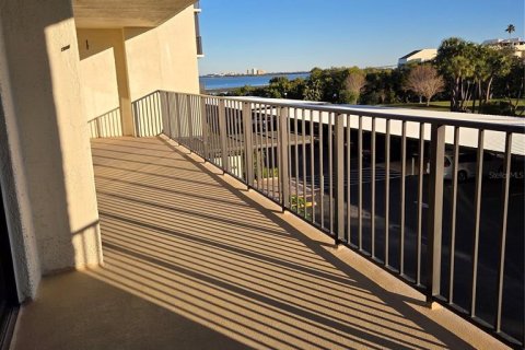 Copropriété à louer à Belleair, Floride: 2 chambres, 123.1 m2 № 2429271 - photo 4