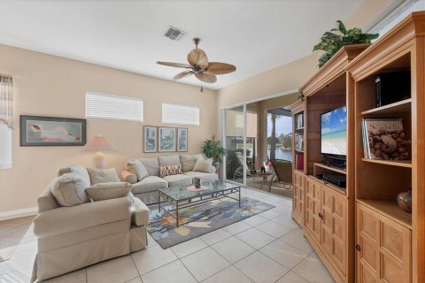 Casa en venta en North Port, Florida, 3 dormitorios, 186.83 m2 № 1608098 - foto 17