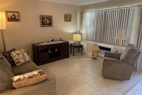 Apartamento en alquiler en Deerfield Beach, Florida, 1 dormitorio, 54.35 m2 № 2249504 - foto 3