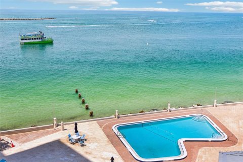 Condominio en venta en Clearwater, Florida, 2 dormitorios, 117.43 m2 № 2196389 - foto 2