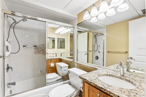 Condominio en venta en Clearwater, Florida, 2 dormitorios, 117.43 m2 № 2196389 - foto 29