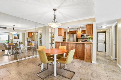 Condominio en venta en Clearwater, Florida, 2 dormitorios, 117.43 m2 № 2196389 - foto 12
