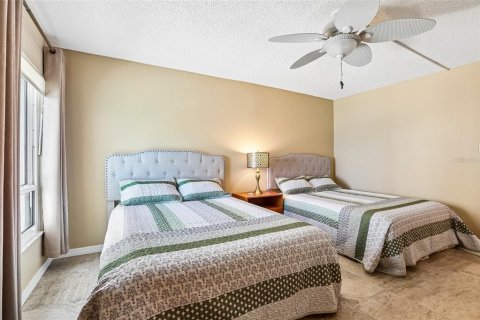 Condominio en venta en Clearwater, Florida, 2 dormitorios, 117.43 m2 № 2196389 - foto 27