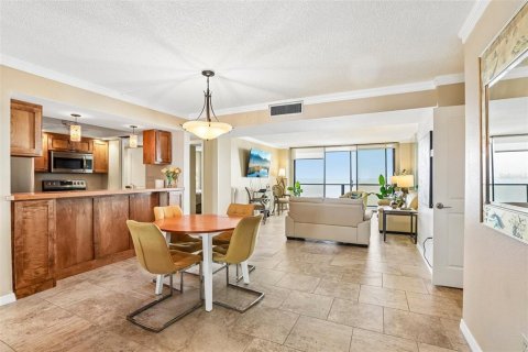 Condominio en venta en Clearwater, Florida, 2 dormitorios, 117.43 m2 № 2196389 - foto 14