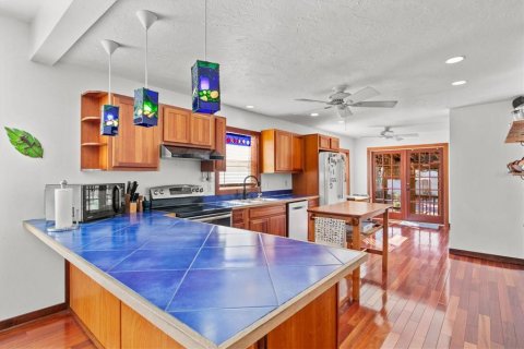 House in Bradenton, Florida 3 bedrooms, 245.63 sq.m. № 1202182 - photo 13