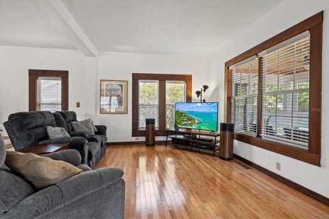 House in Bradenton, Florida 3 bedrooms, 245.63 sq.m. № 1202182 - photo 10