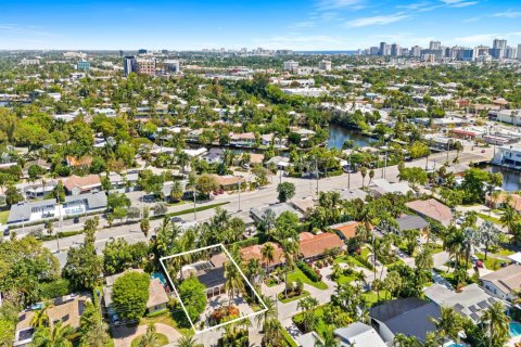 Casa en venta en Wilton Manors, Florida, 3 dormitorios, 173.45 m2 № 1103273 - foto 1