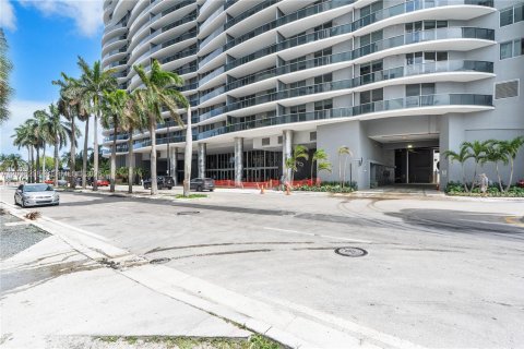 Copropriété à louer à Miami, Floride: 1 chambre, 69.03 m2 № 2084252 - photo 9