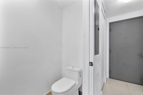 Copropriété à louer à Miami, Floride: 1 chambre, 69.03 m2 № 2084252 - photo 6