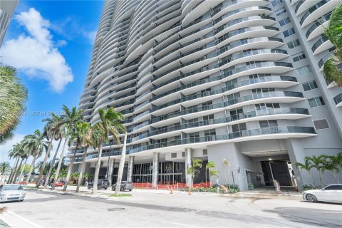 Copropriété à louer à Miami, Floride: 1 chambre, 69.03 m2 № 2084252 - photo 19