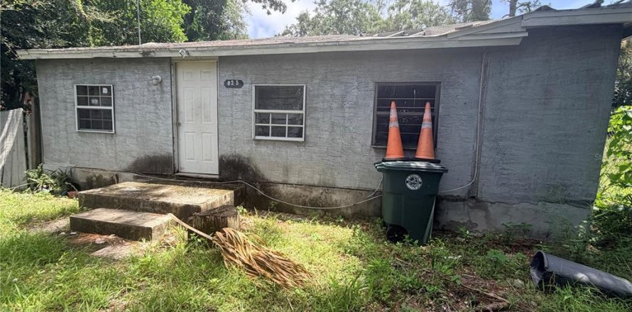 House in Daytona Beach, Florida 3 bedrooms, 137.03 sq.m. № 2285618