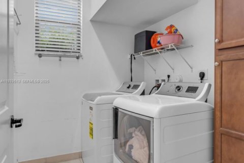 Купить виллу или дом в Хайалиа, Флорида 4 спальни, 230.96м2, № 1992030 - фото 8