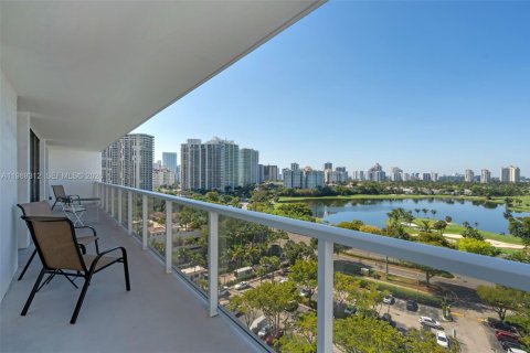 Copropriété à vendre à Aventura, Floride: 3 chambres, 136.1 m2 № 2056904 - photo 25