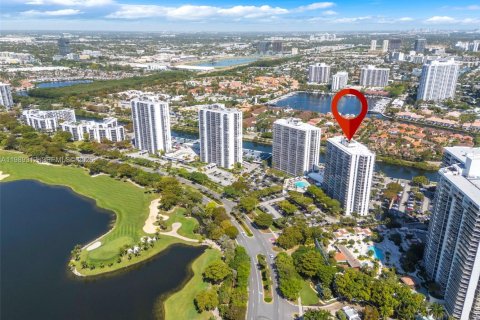Copropriété à vendre à Aventura, Floride: 3 chambres, 136.1 m2 № 2056904 - photo 30