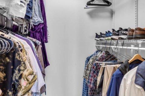 Copropriété à vendre à Aventura, Floride: 3 chambres, 136.1 m2 № 2056904 - photo 17