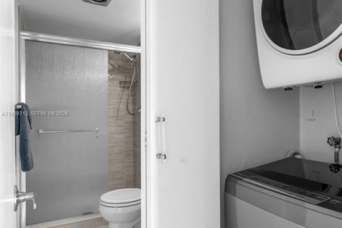 Copropriété à vendre à Aventura, Floride: 3 chambres, 136.1 m2 № 2056904 - photo 23