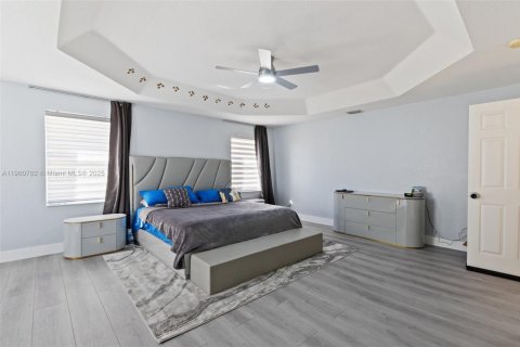 Villa ou maison à vendre à Miramar, Floride: 5 chambres, 317.45 m2 № 1964191 - photo 30