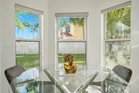 Villa ou maison à vendre à Miramar, Floride: 5 chambres, 317.45 m2 № 1964191 - photo 18