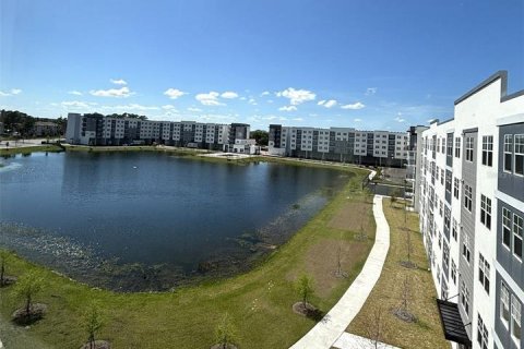 Condo à Orlando, Floride, 3 chambres  № 2109313