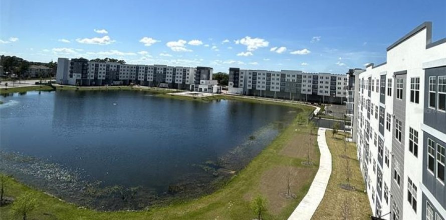Condo à Orlando, Floride, 3 chambres  № 2109313