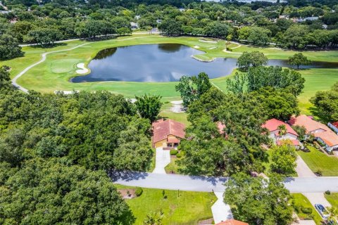 House in Orlando, Florida 2 bedrooms, 127.93 sq.m. № 1796674 - photo 17