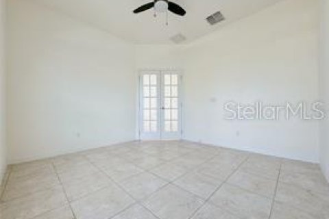 Villa ou maison à louer à Orlando, Floride: 3 chambres, 190.45 m2 № 2107447 - photo 6
