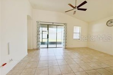 Villa ou maison à louer à Orlando, Floride: 3 chambres, 190.45 m2 № 2107447 - photo 25