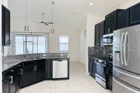 Villa ou maison à louer à Orlando, Floride: 3 chambres, 190.45 m2 № 2107447 - photo 13