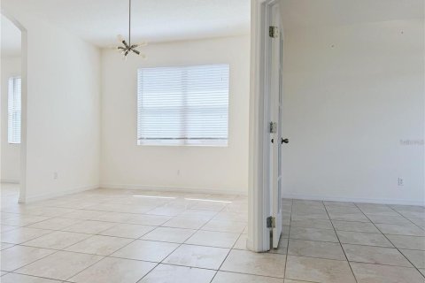 Villa ou maison à louer à Orlando, Floride: 3 chambres, 190.45 m2 № 2107447 - photo 8