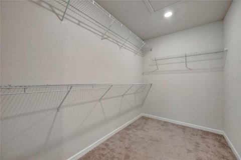 Casa en alquiler en Kissimmee, Florida, 4 dormitorios, 185.71 m2 № 1907281 - foto 29